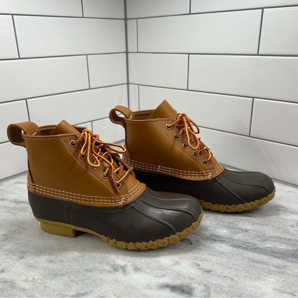 LLBean women’s 6” Bean Boots/tan size 6M